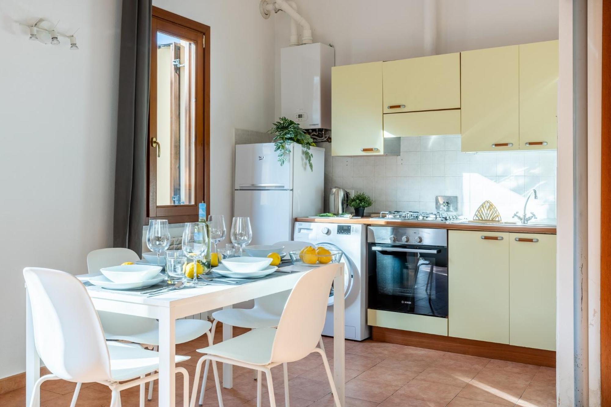 Four Shades Of Pisa Apartments Ngoại thất bức ảnh